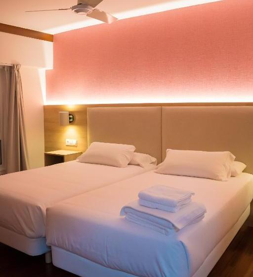 スタンダードルーム, Parking Miradoiro De Belvís