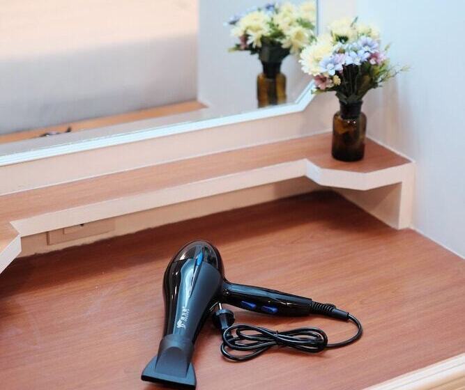 Standard Room, Rest At Ratchada