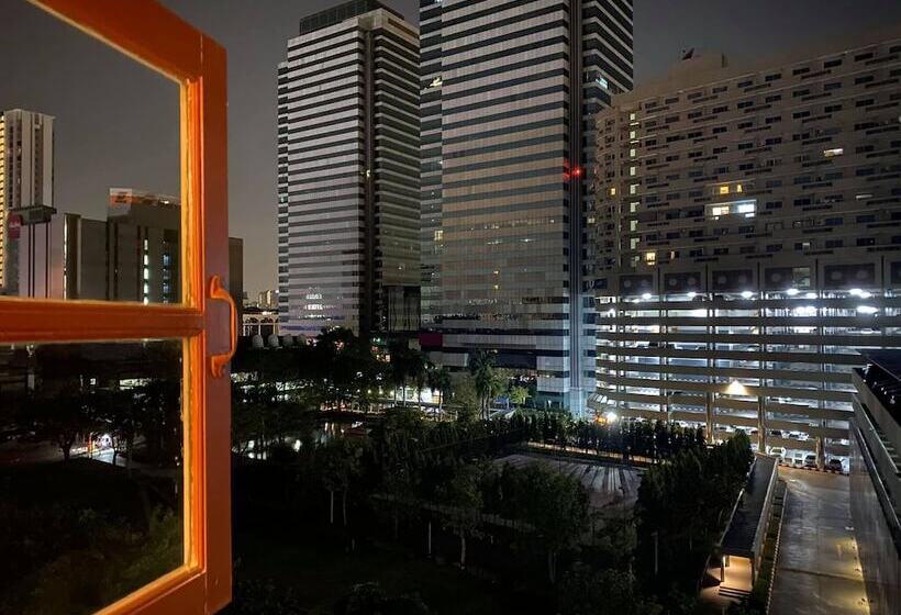 Standard Triple Room, Rest At Ratchada