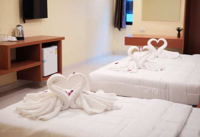 Standard Triple Room, Rest At Ratchada