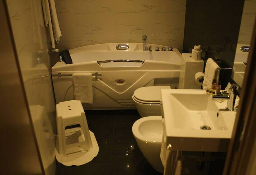 스탠다드 룸 풀장 전망, Rural Alves  Casa Alves Torneiros