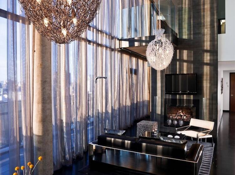 标准间, Sixty Les