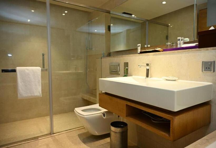 带大床的豪华间, The Lalit New Delhi