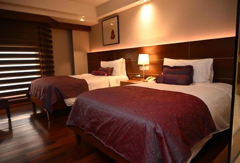 行政房间, The Lalit New Delhi