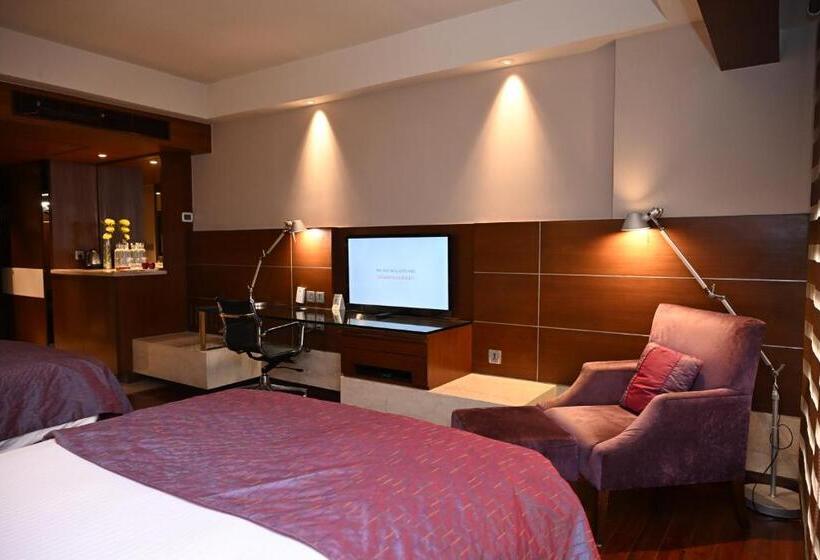 行政房间, The Lalit New Delhi