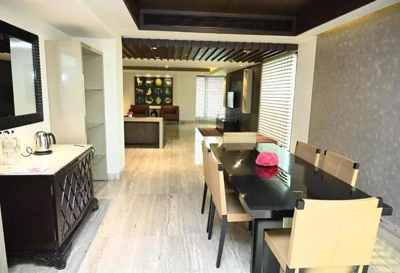 سوییت لوکس, The Lalit New Delhi
