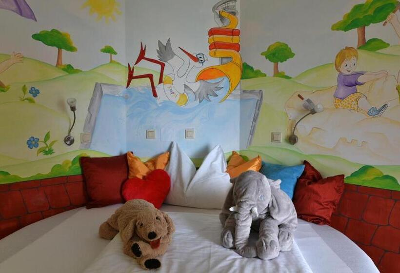 סוויטה משפחתית, Thermenhotel Vier Jahreszeiten