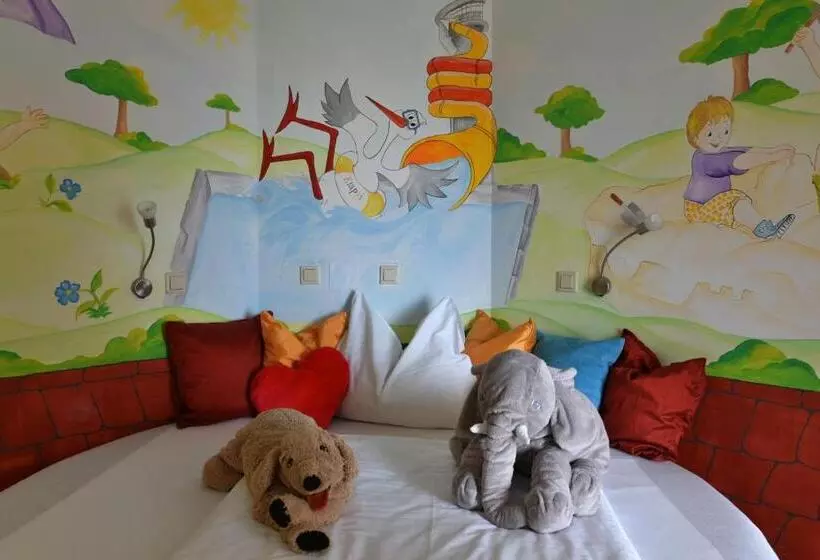 スイート（家族用）, Thermenhotel Vier Jahreszeiten