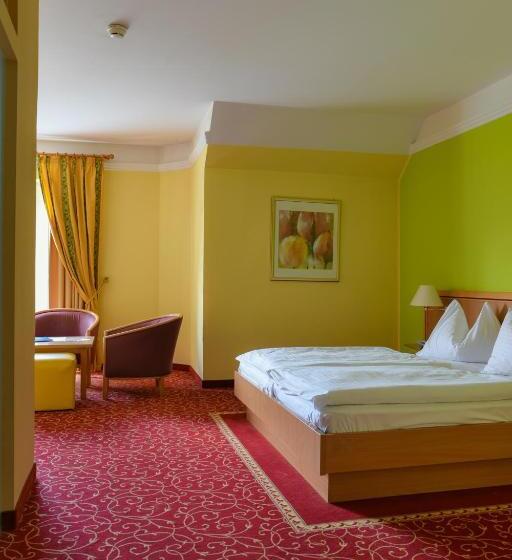 סוויטה משפחתית, Thermenhotel Vier Jahreszeiten