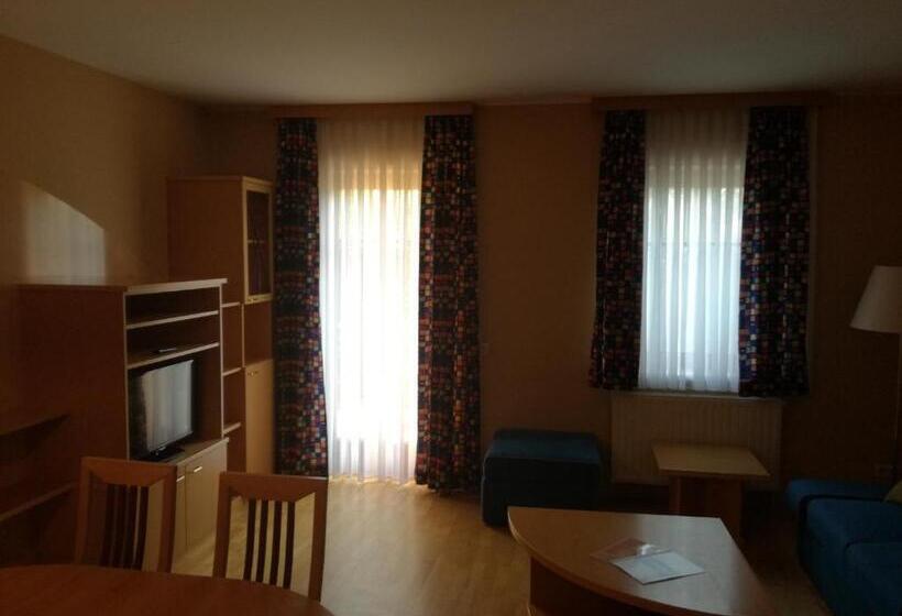 Шале 1 Спальня, Thermenhotel Vier Jahreszeiten