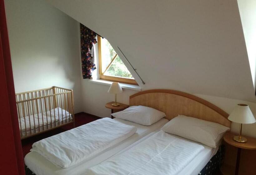 בקתת חדר, Thermenhotel Vier Jahreszeiten