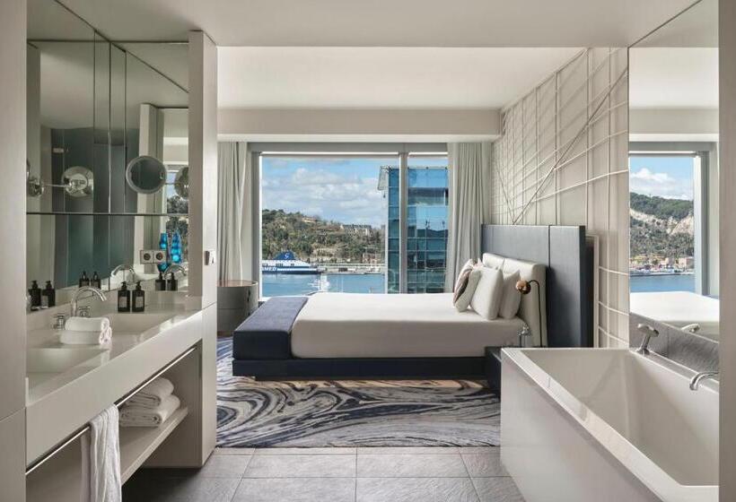 استودیوی استاندارد, W Barcelona