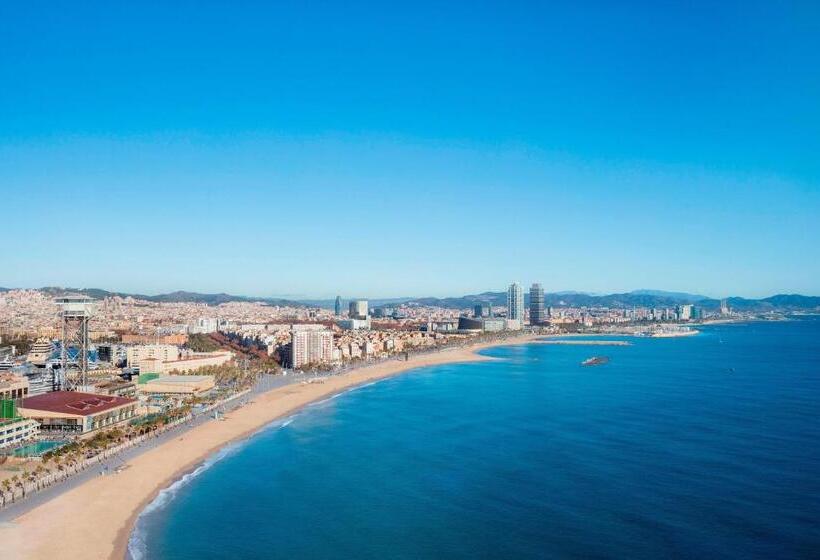 اتاق استاندارد با تخت بزرگ, W Barcelona