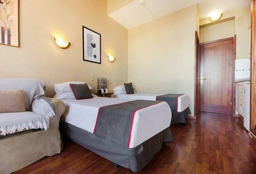 Студио Стандарт с Видом, Miami Santa Catalina