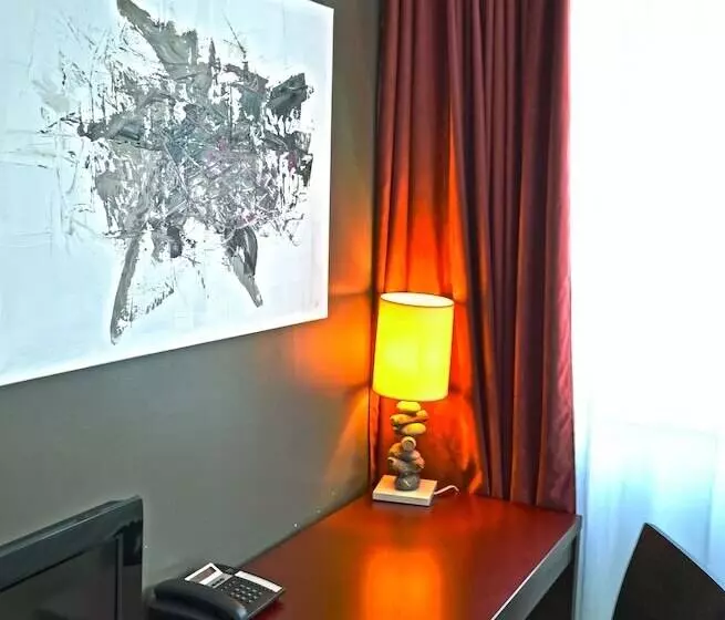 スタンダードスタジオ, Residhotel Lille Vauban