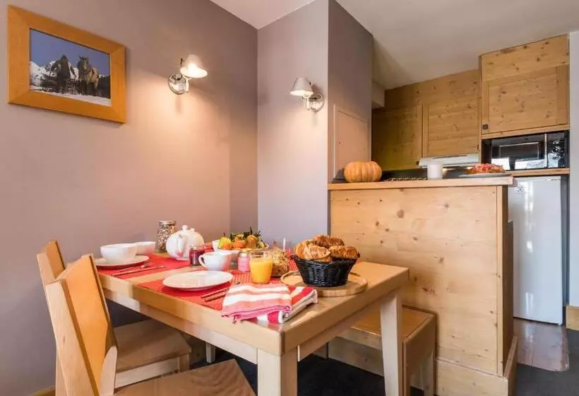 1 Bedroom Apartment Mountain View, Residence Pierre & Vacances Les Balcons De Bellevarde