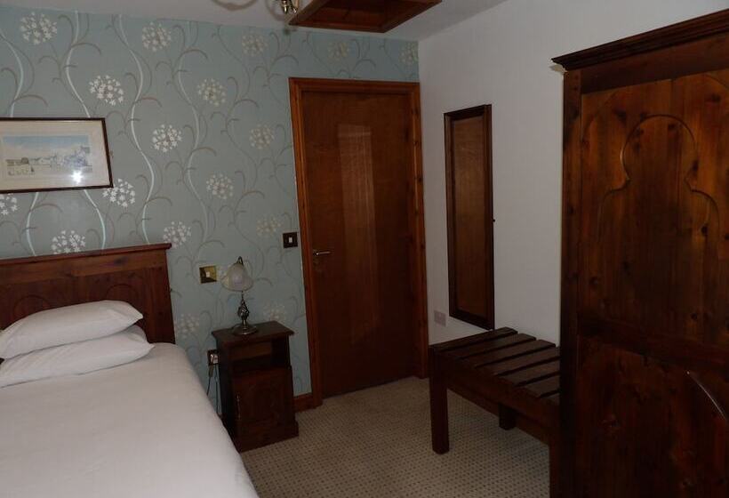 스탠다드 싱글 룸, The Bull Hotel