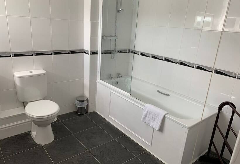 스탠다드 싱글 룸, The Bull Hotel