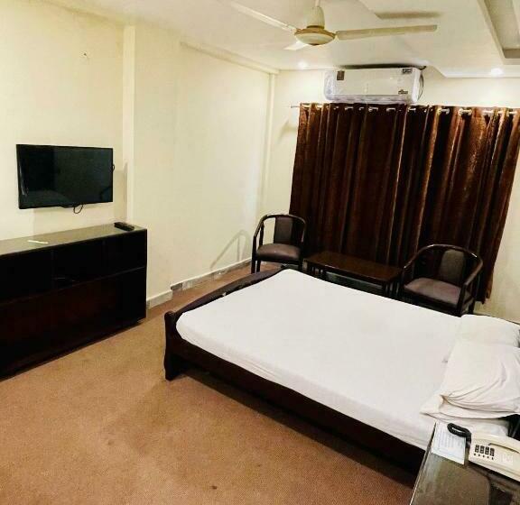 Superior Single Room, Citymax