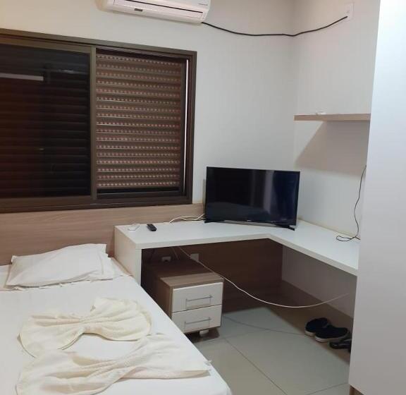 Standardeinzelzimmer, Rosa Vilma