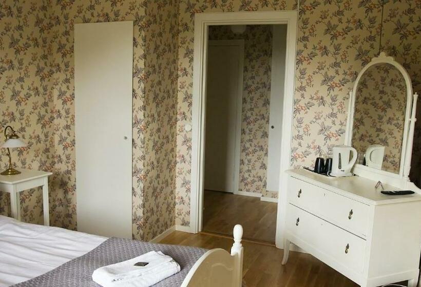 Номер Стандарт, Alebo Pensionat