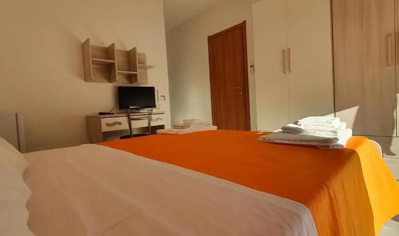 デラックスルーム, Alepou Guest House