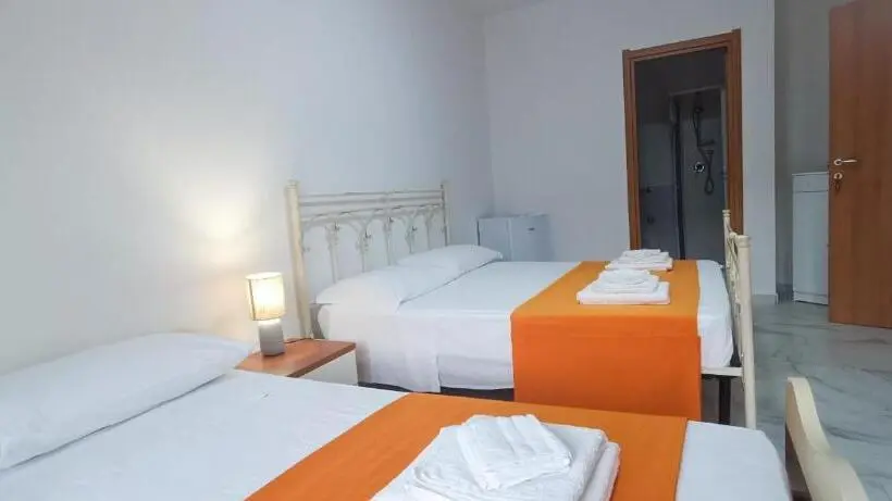 エクゼクティブトリプル, Alepou Guest House
