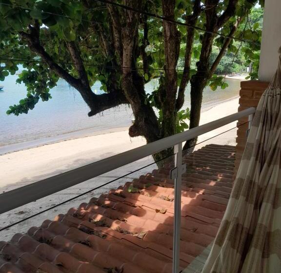 اتاق استاندارد سه تخته با بالکن, Pousada Pé Na Areia