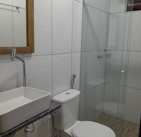 اتاق استاندارد چهار تخته, Pousada Pé Na Areia