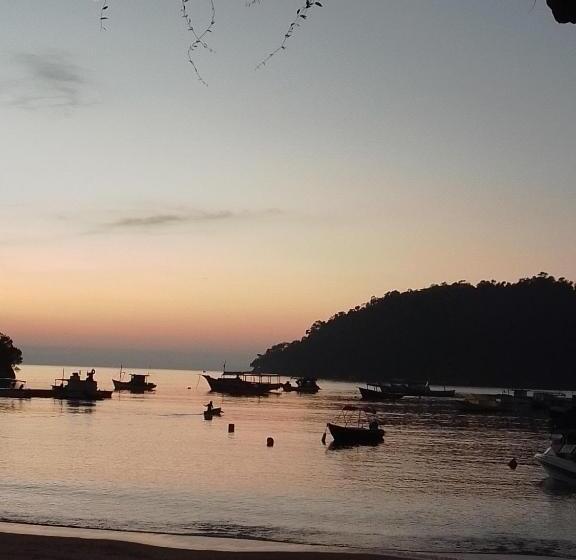 اتاق استاندارد سه تخته با بالکن, Pousada Pé Na Areia