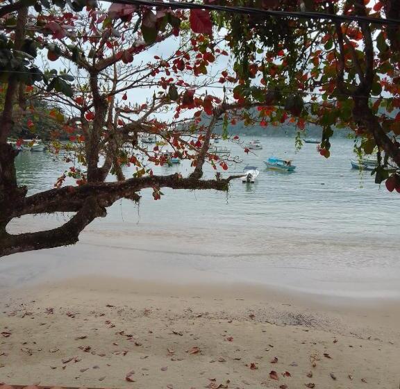 اتاق استاندارد سه تخته با بالکن, Pousada Pé Na Areia