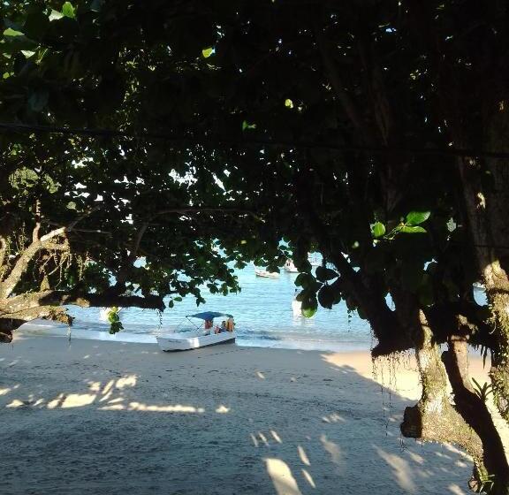 Triple Room Sea View, Pousada Pé Na Areia