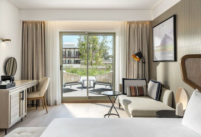 סוויטת ג'וניור, Radisson Collection Hotel, Bodrum