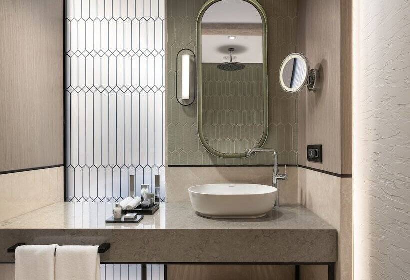 חדר פרמיום נוף לים, Radisson Collection Hotel, Bodrum