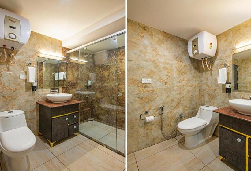 Quarto Deluxe, Treebo Ortus Residency