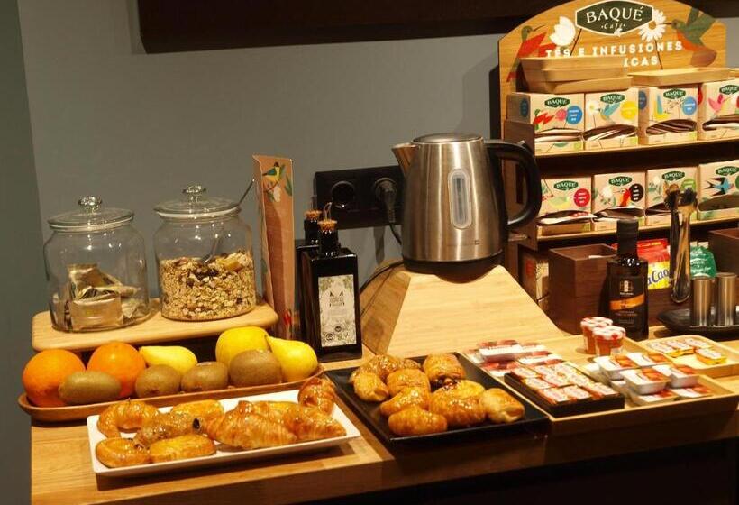 标准间, M&uga Hotela