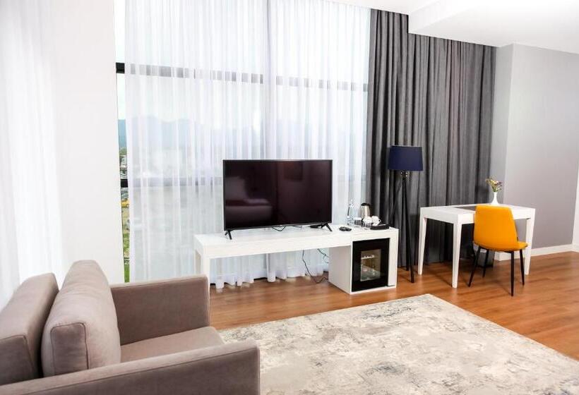 غرفة تنفيذية, N Hotel By Noshi