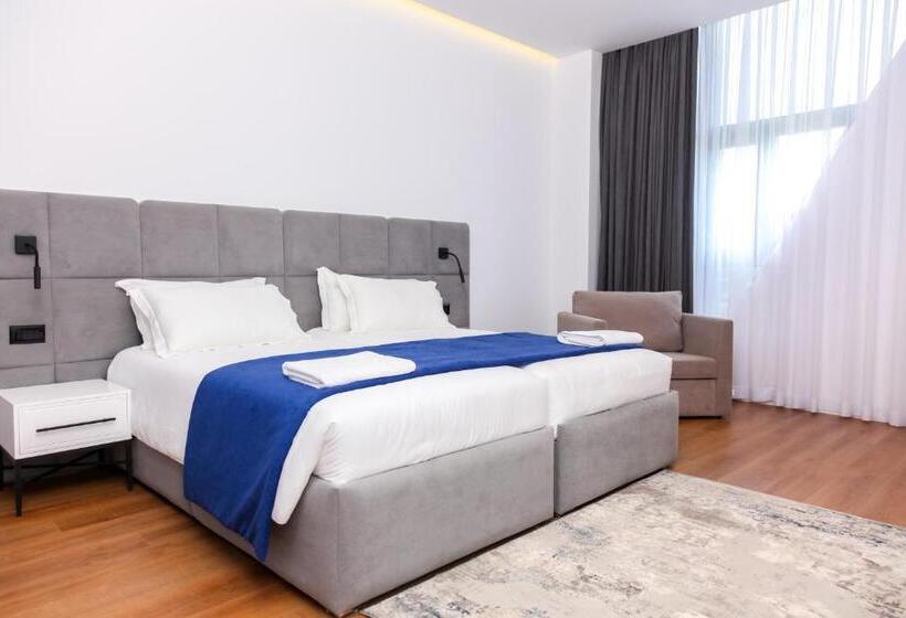 جناح, N Hotel By Noshi