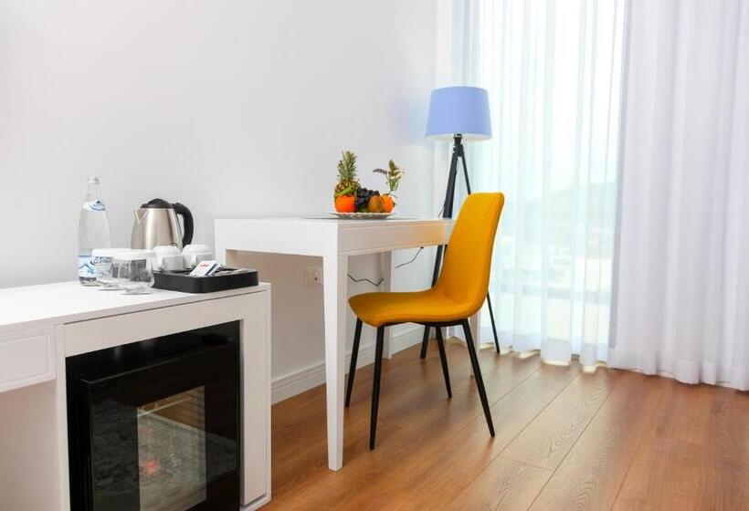 غرفة قياسية, N Hotel By Noshi