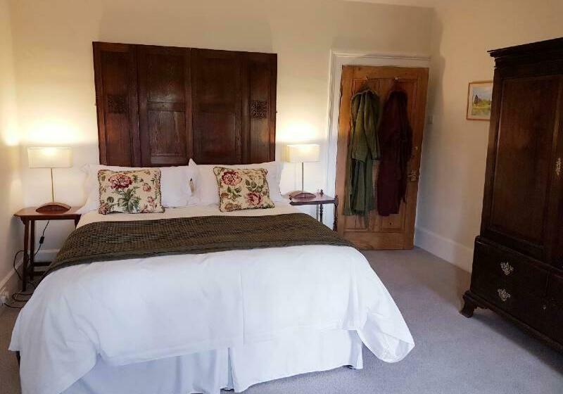 اتاق لوکس با تخت بزرگ, Upper Buckton B&b