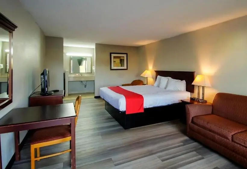 キングサイズベッドのスイートルーム, Cypress Inn & Suites