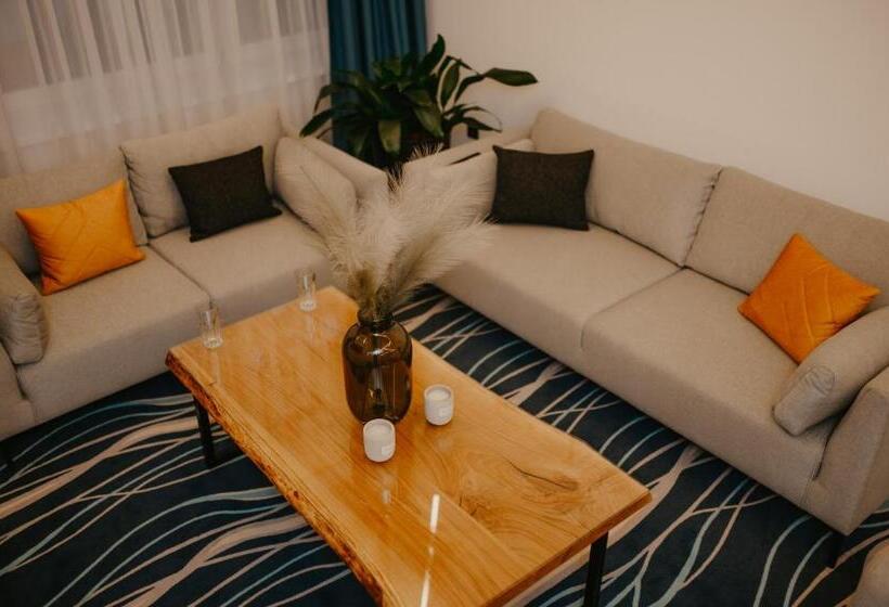 اتاق لوکس, Vertigos