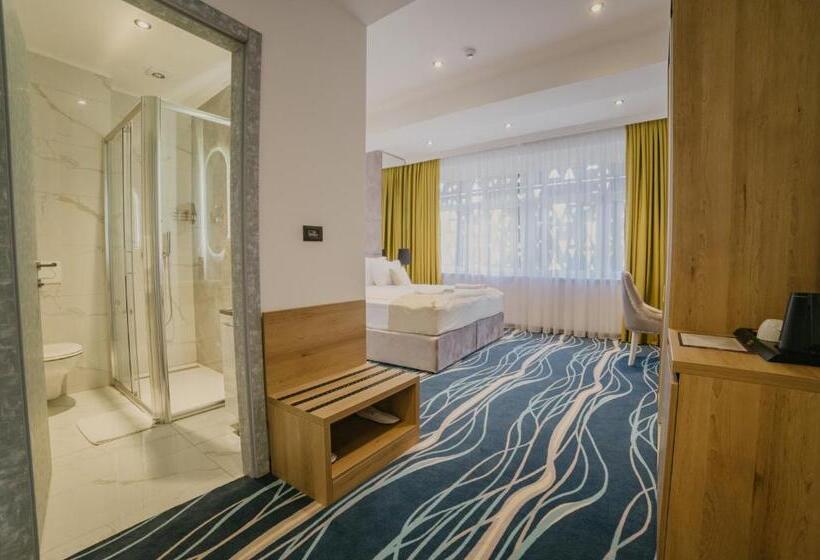 اتاق لوکس, Vertigos