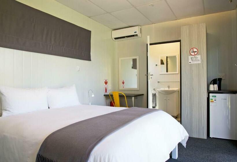 Номер Стандарт, Sleepover Kmia