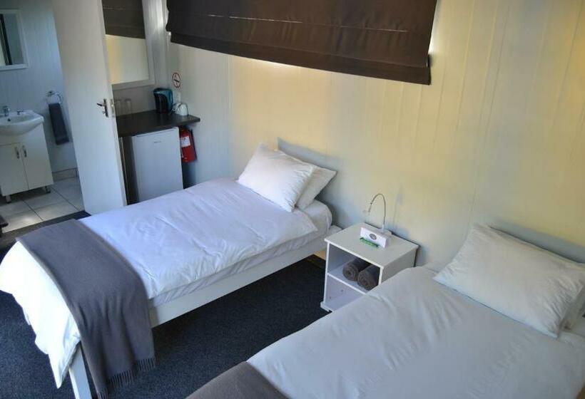 Номер Стандарт, Sleepover Kmia