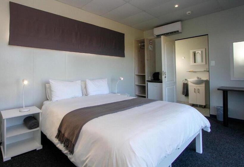 Номер Стандарт, Sleepover Kmia