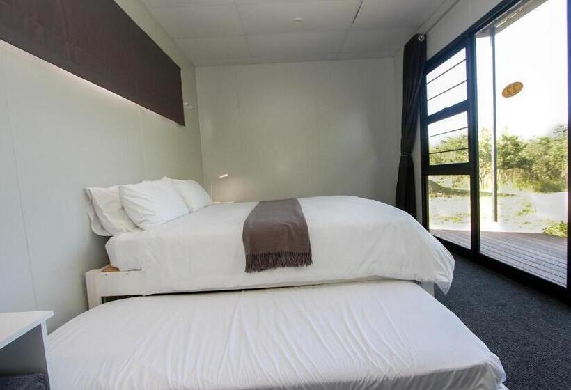 Семейный Номер, Sleepover Kmia