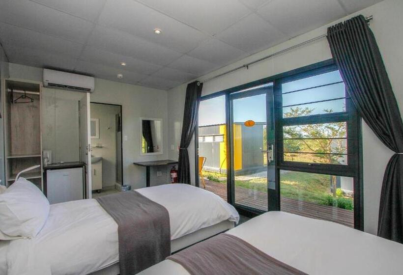 Номер Стандарт, Sleepover Kmia