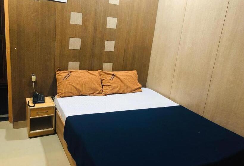 Номер Deluxe, C M Hotel New