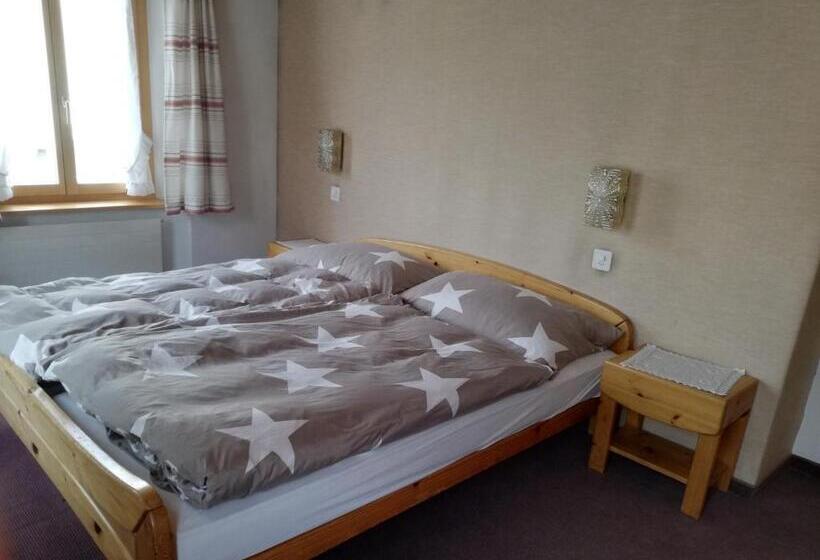 标准间, Alpenrose